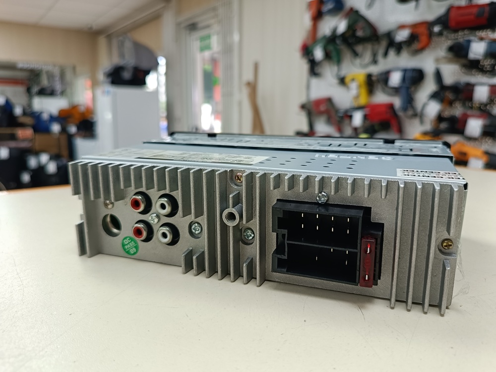 Автомагнитола Centek CT-8107
