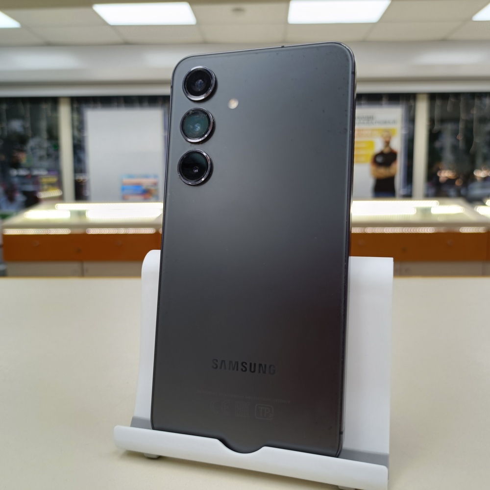 Смартфон Samsung Galaxy S24 8/128