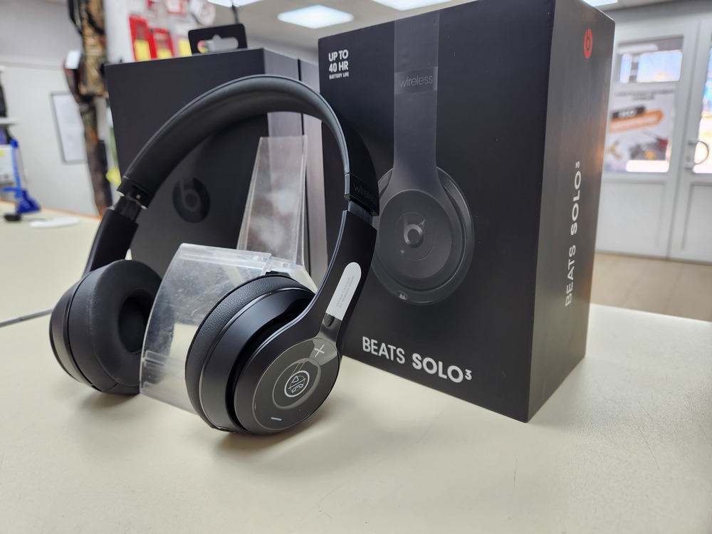Наушники беспроводные Beats Solo 3