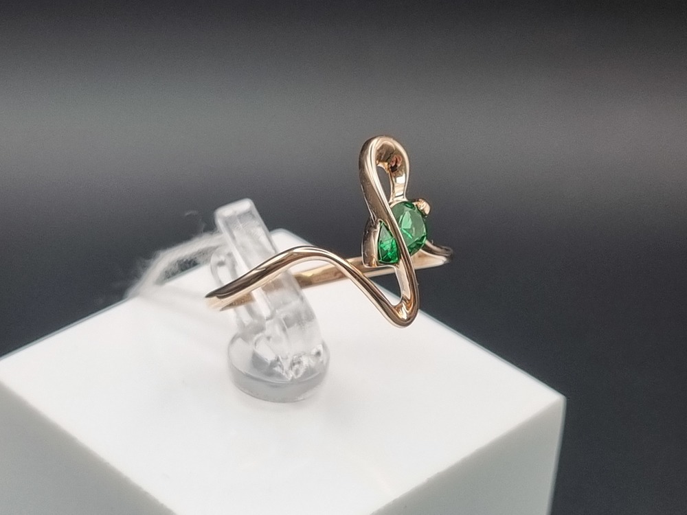 КОЛКМ585 КОЛЬЦО С КАМНЕМ (Au 585)