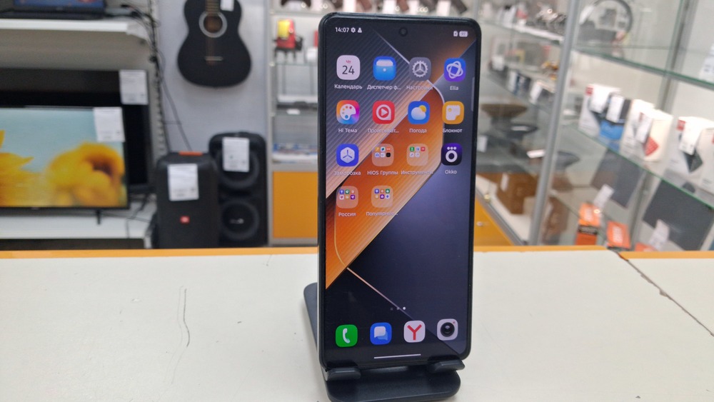 Смартфон Tecno Pova 6 8/256
