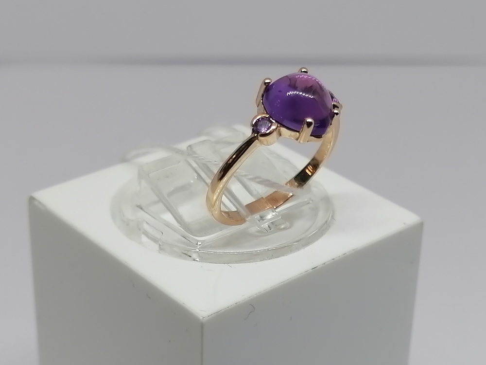 КОЛЬЦО С КАМНЯМИ (Au 585)