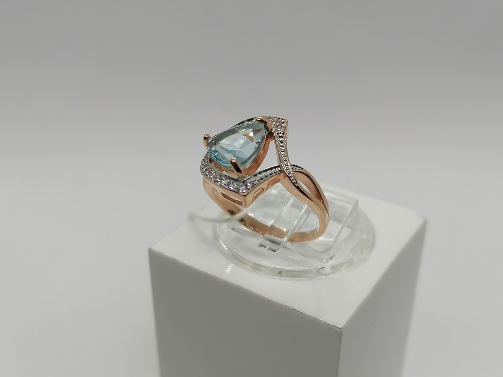 КОЛЬЦО С КАМНЯМИ (Au 585)