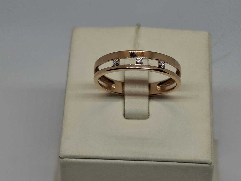 КОЛЬЦО С КАМНЯМИ (Au 585)