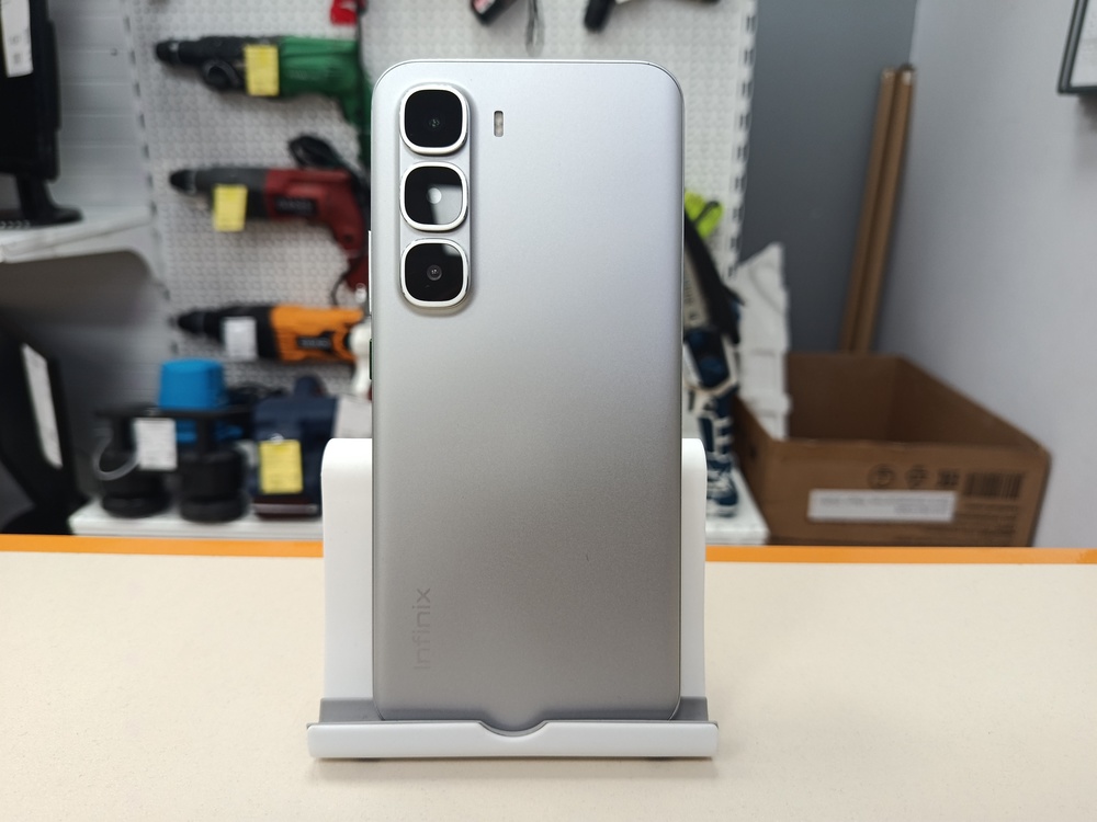 Смартфон Infinix HOT 60 pro+ 8/256