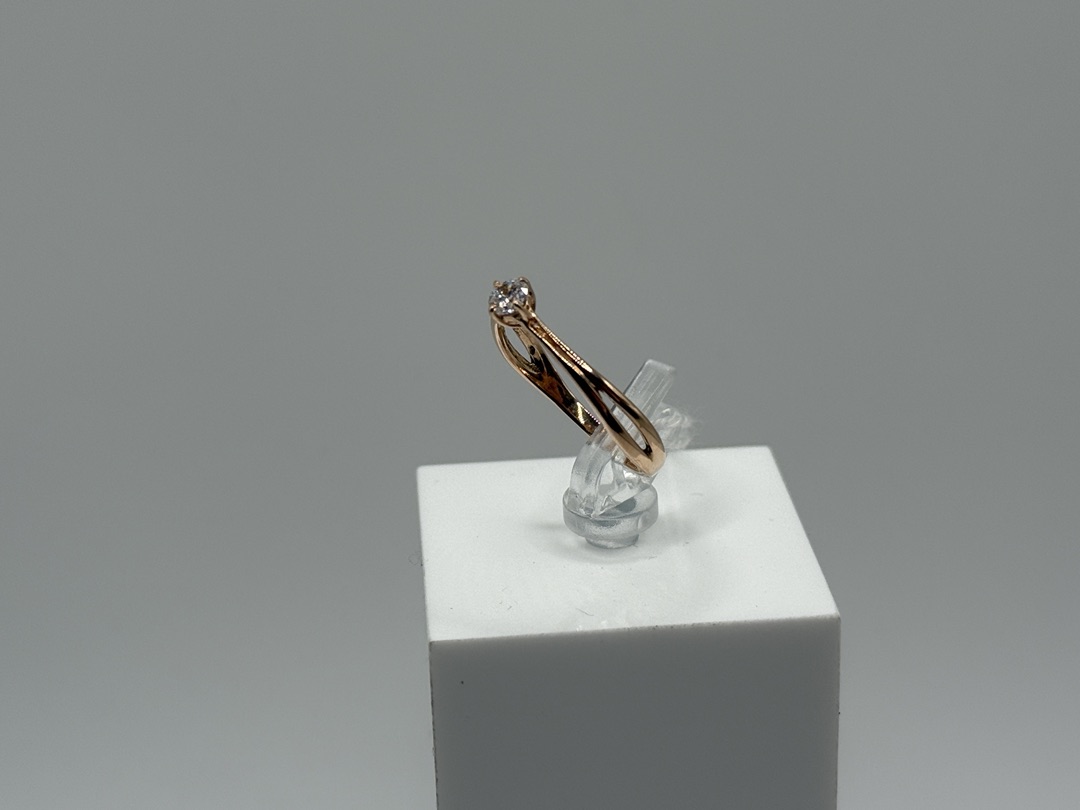 КОЛКМ585 КОЛЬЦО С КАМНЕМ (Au 585)