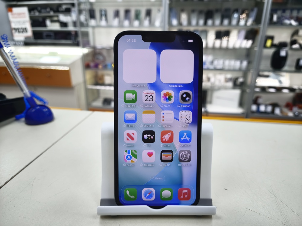 Смартфон Apple iPhone 13 128Gb