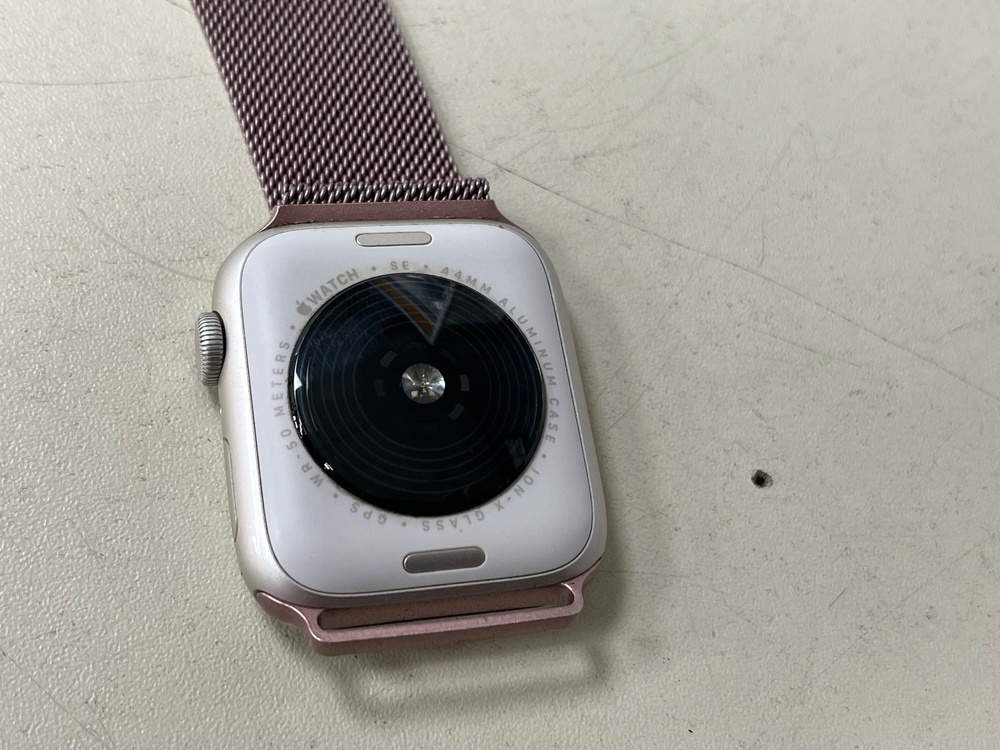 Смарт-часы Apple Watch SE 2022 44mm