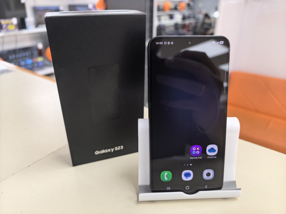 Смартфон Samsung Galaxy S23 8/256