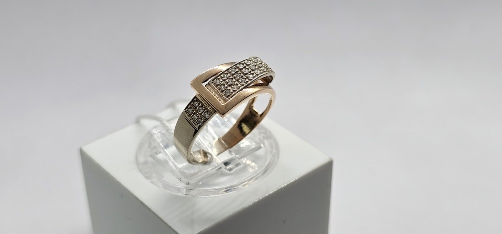 КОЛЬЦО С КАМНЯМИ (Au 585)