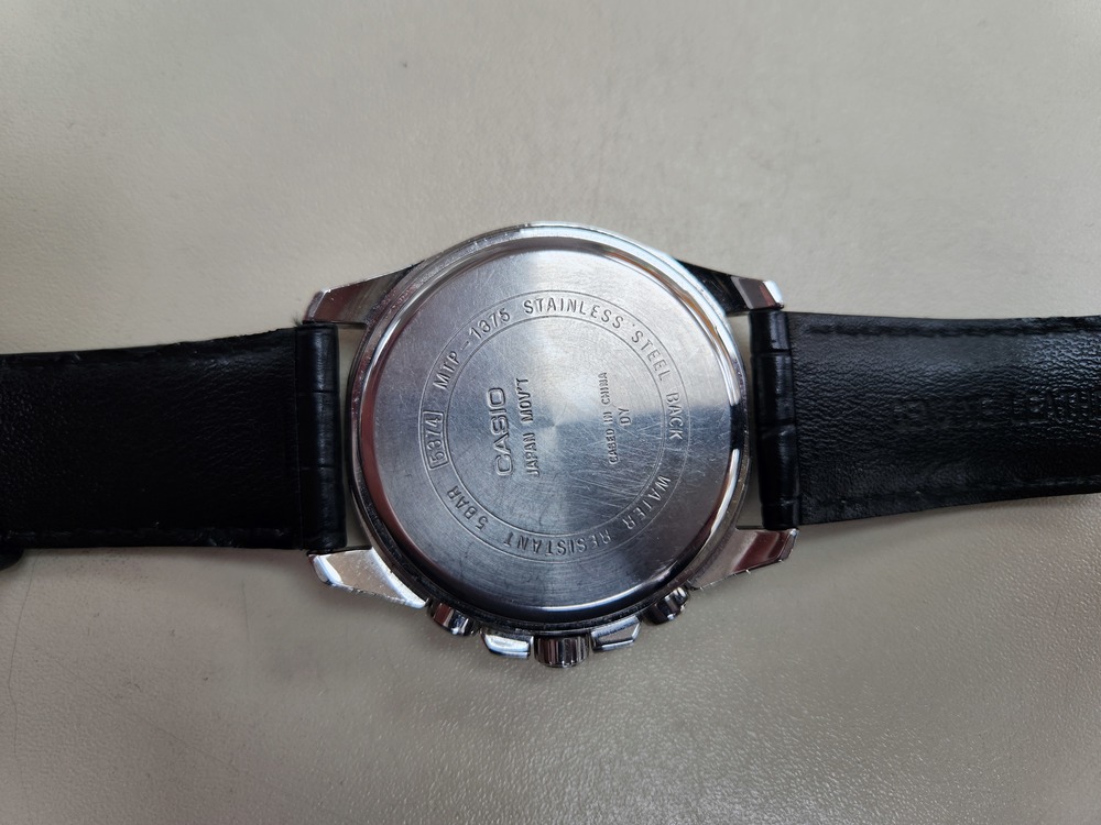 Часы наручные Casio MTP-1376;