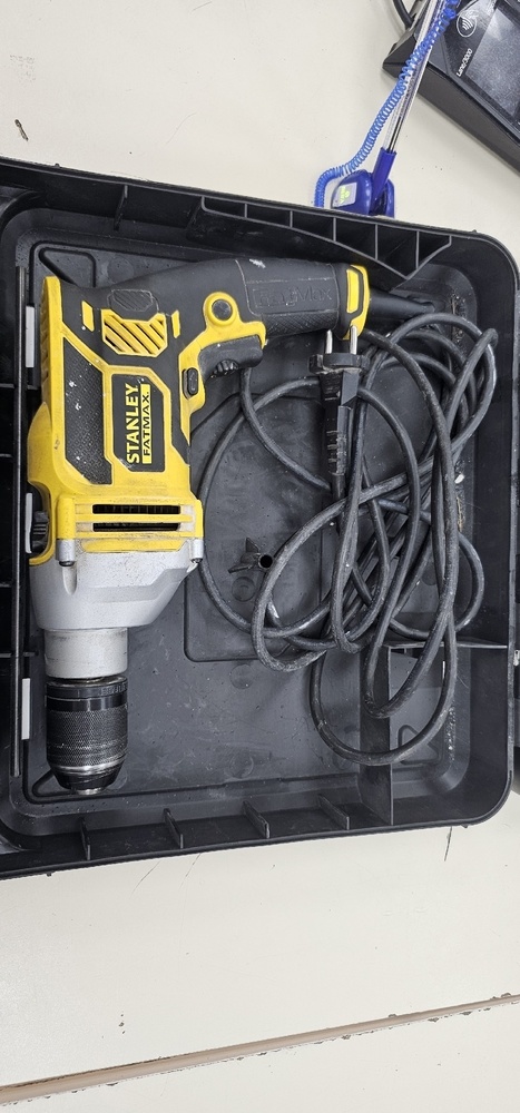 Дрель-ударная Stanley Fatmax FME140K