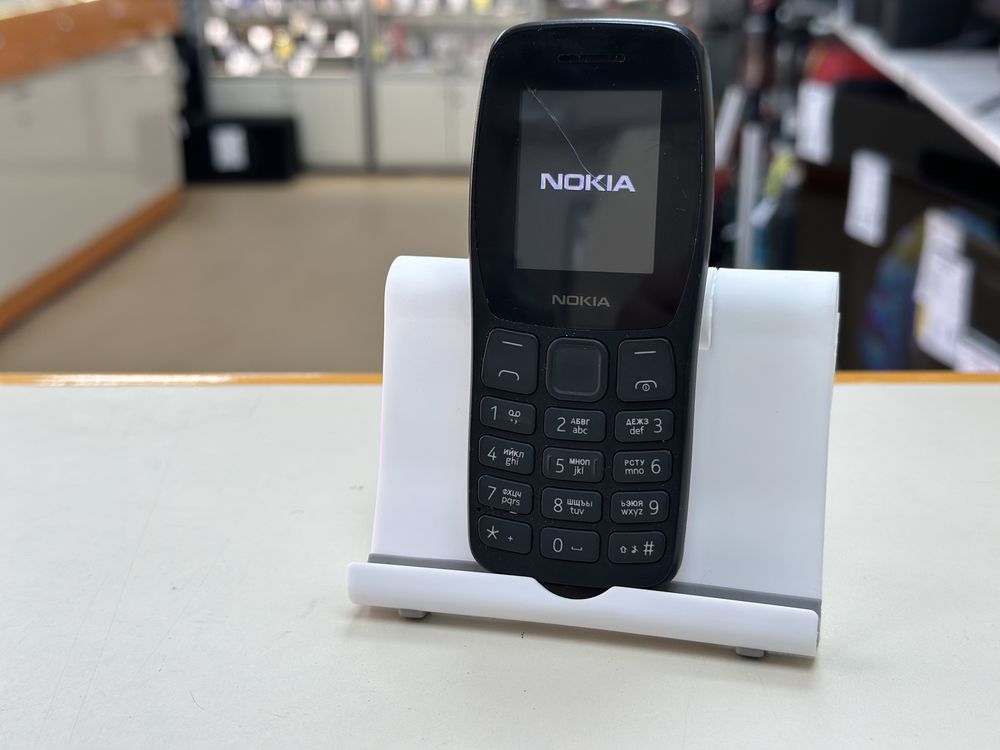 Мобильный телефон Nokia 105
