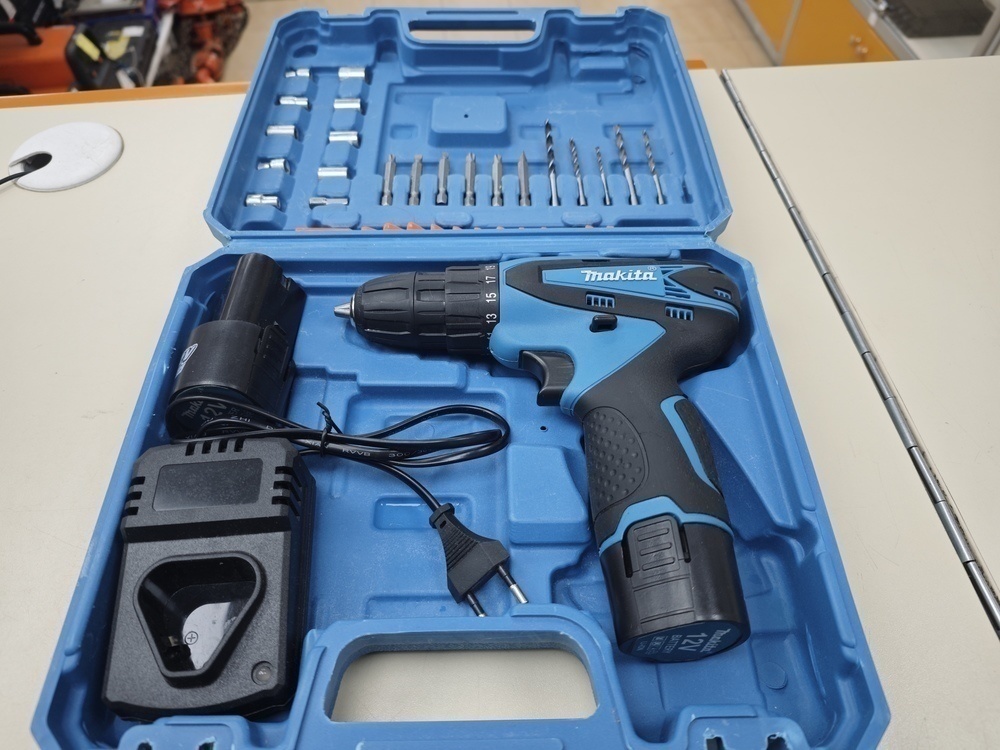 Шуруповерт Makita 21V