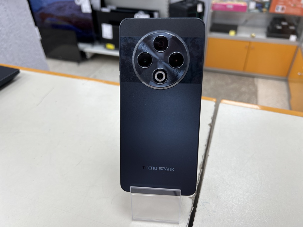 Смартфон Tecno SPARK 30 4/128