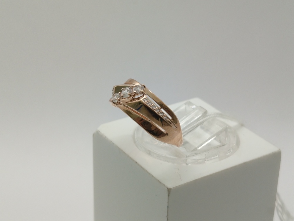 КОЛКМИ585 КОЛЬЦО С КАМНЯМИ (Au 585)