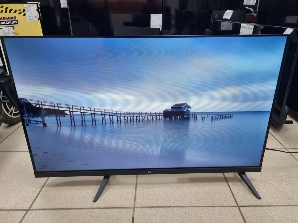 LED Телевизор BQ 32FS01B