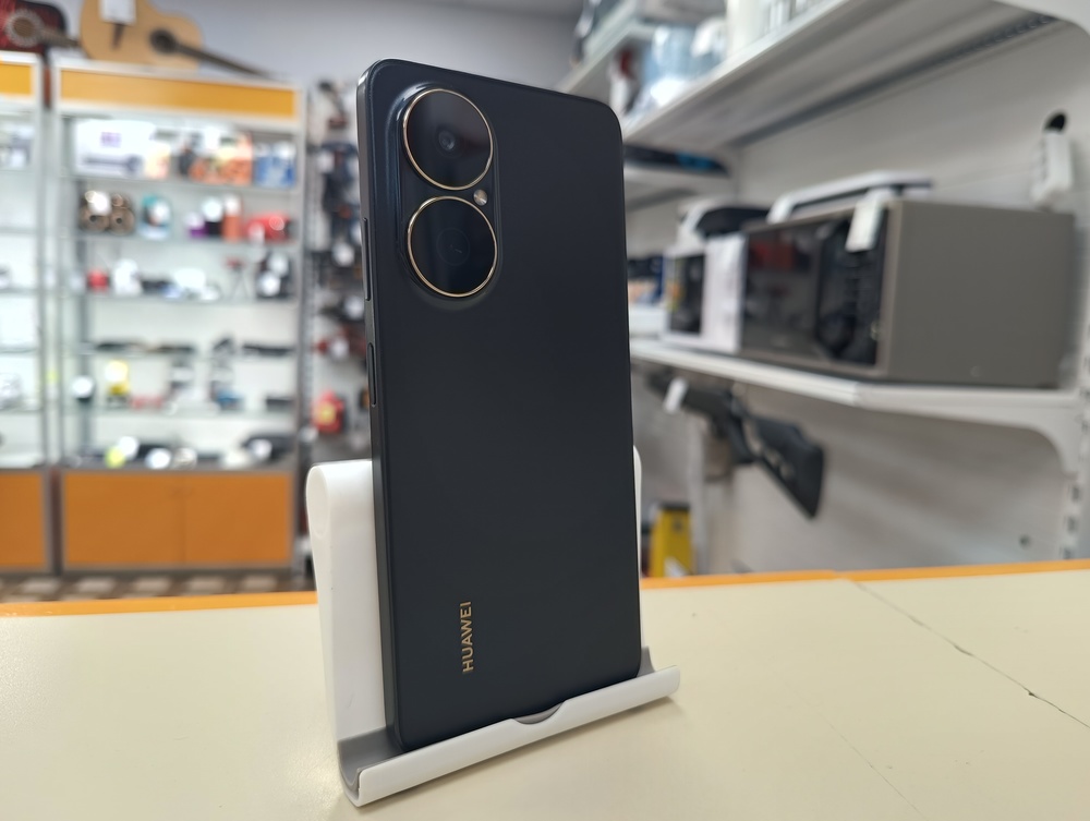 Смартфон Huawei Nova Y73 8/256