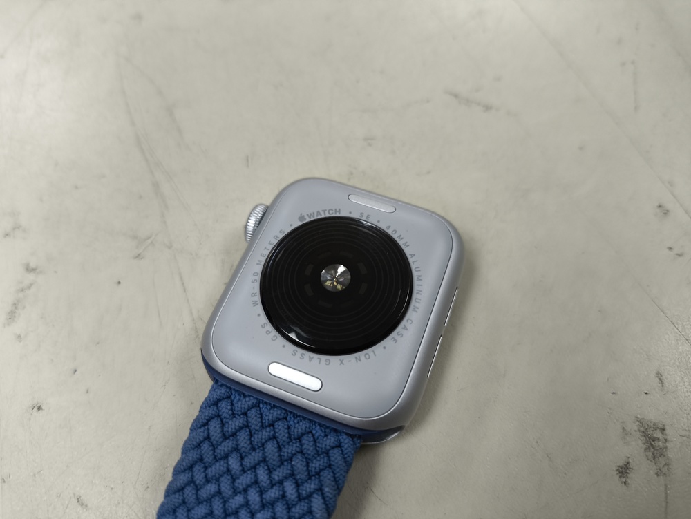 Смарт-часы Apple Watch SE 2022 40mm