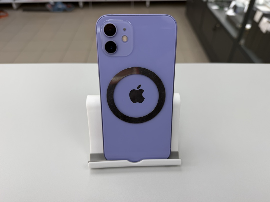 Смартфон Apple iPhone 12 128Gb