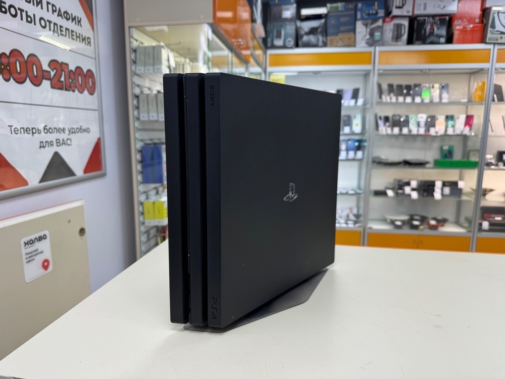 Игровая приставка PlayStation 4 Pro 1Tb