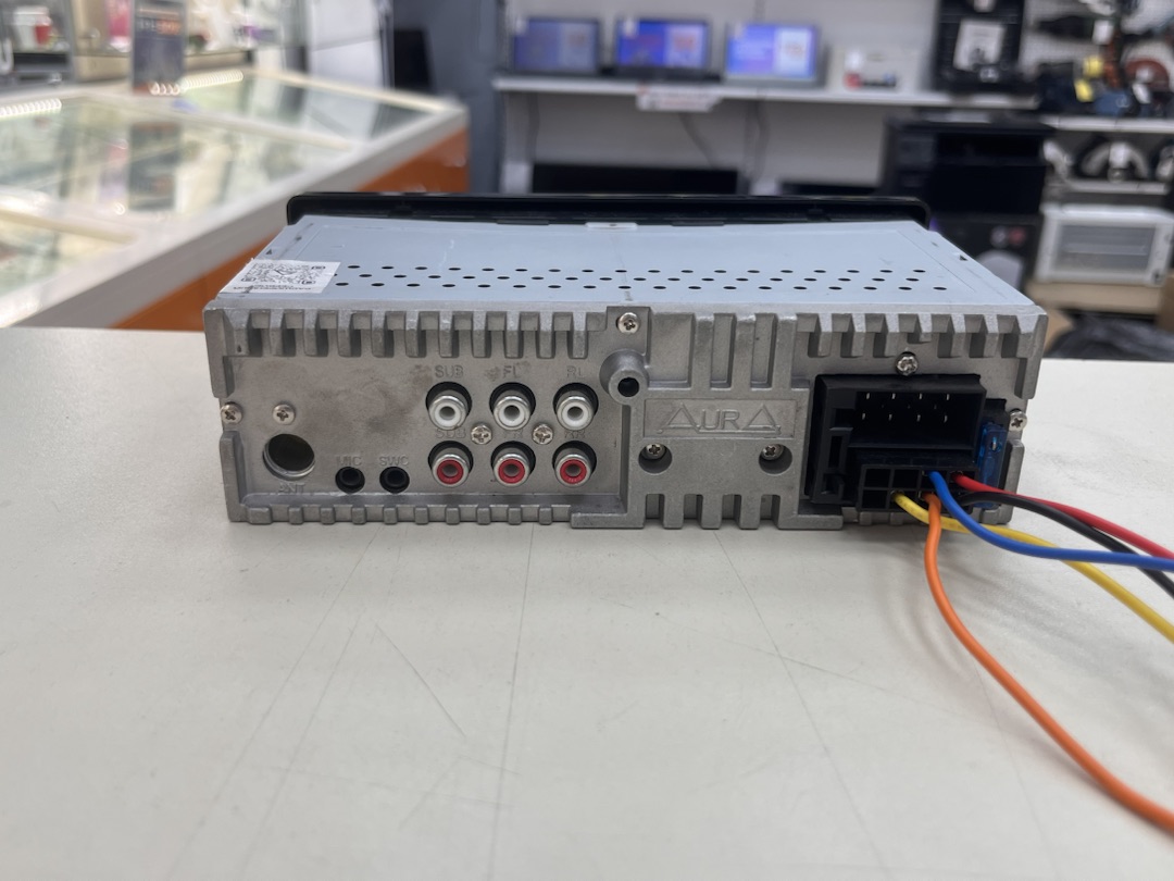 Автомагнитола Aura AMH-77DSP