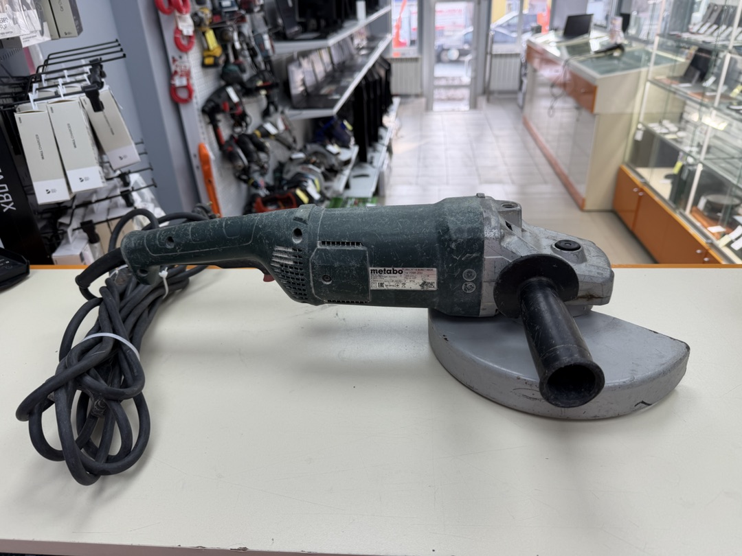 Угловая шлифмашина Metabo W 2000-230;