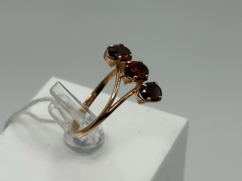 КОЛКМИ585 КОЛЬЦО С КАМНЯМИ (Au 585)