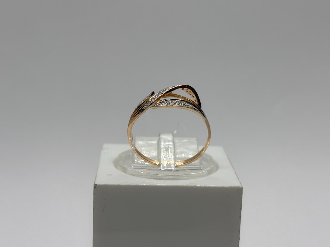 КОЛЬЦО С КАМНЯМИ (Au 585)