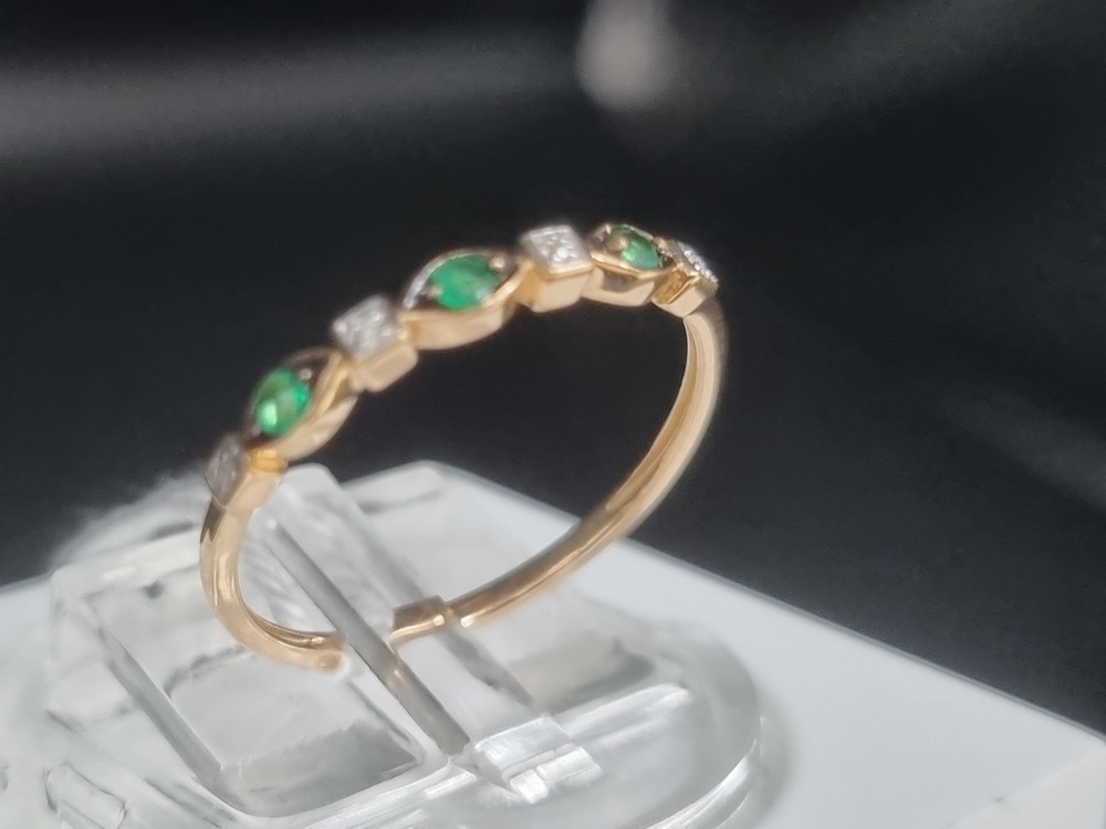 КОЛКМИ585 КОЛЬЦО С КАМНЯМИ (Au 585)