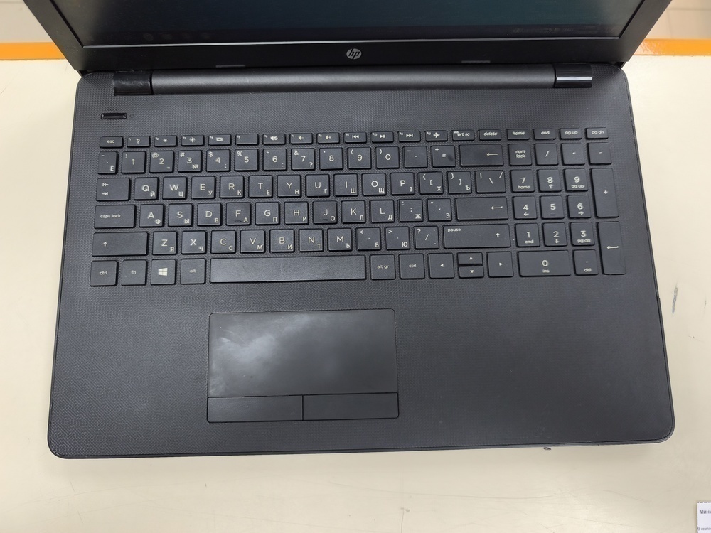 Ноутбук HP 15-rb047ur; E2-9000e, Radeon R2 series, 4 Гб, Нет, 500 Гб