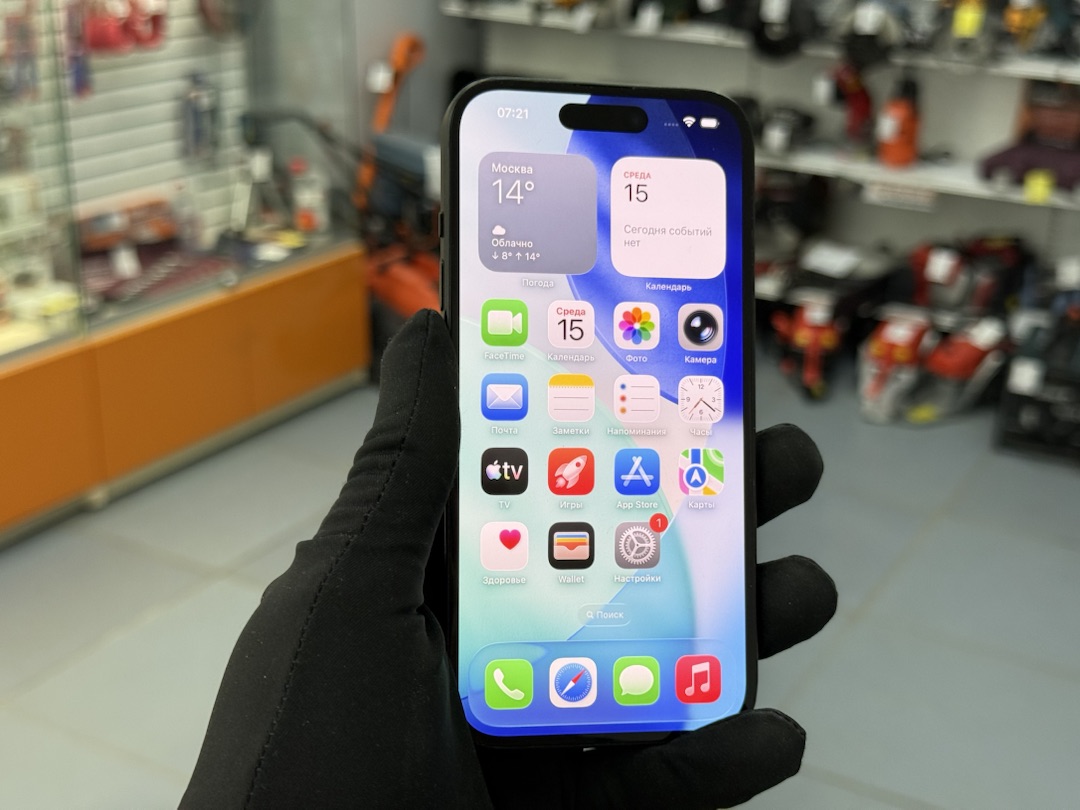 Смартфон Apple Iphone 15 128Gb