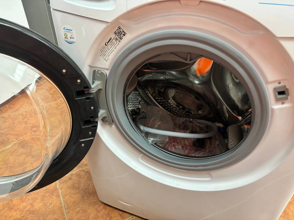 Стиральная машина Candy CSS4 1072DB1/2-07