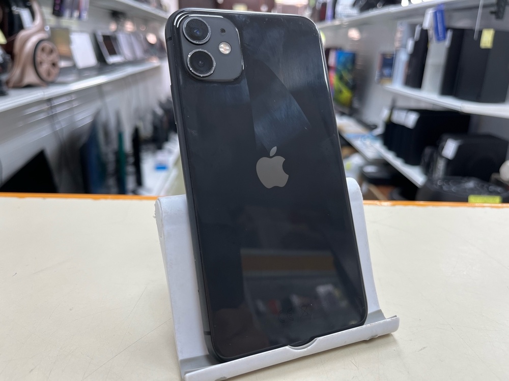 Смартфон Apple iPhone 11 64Gb