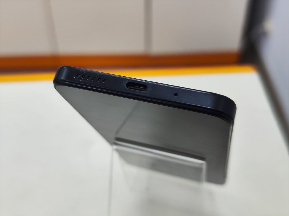 Смартфон Xiaomi Redmi 12 8/256