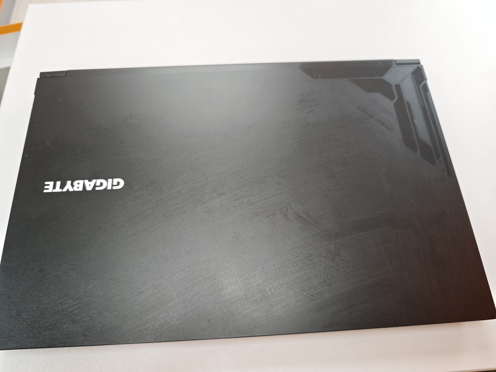 Ноутбук Gigabite G5; Core i5-12500H, GeForce RTX 4050, 16 Гб, 512 GB, Нет