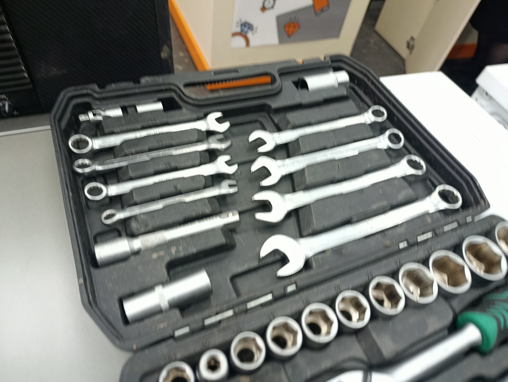 Набор инструментов СЕРВИС КЛЮЧ 82шт