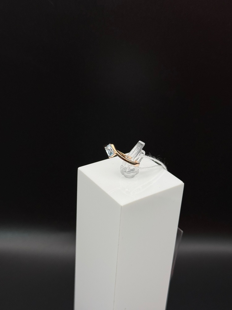 КОЛКМ585 КОЛЬЦО С КАМНЕМ (Au 585)