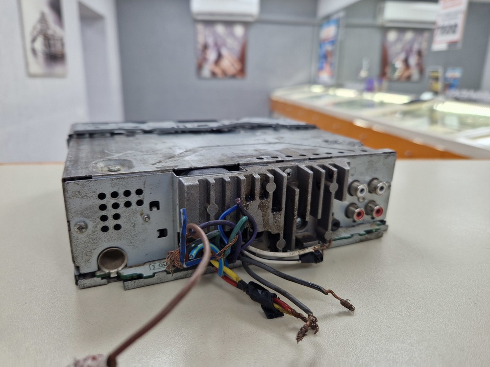 Автомагнитола Pioneer DEH-2700UI