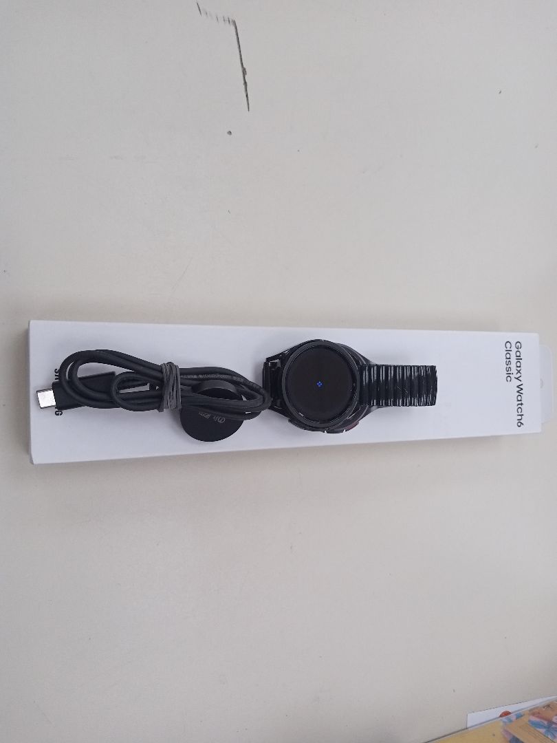 Смарт-часы Samsung Galaxy Watch 6 47mm classic