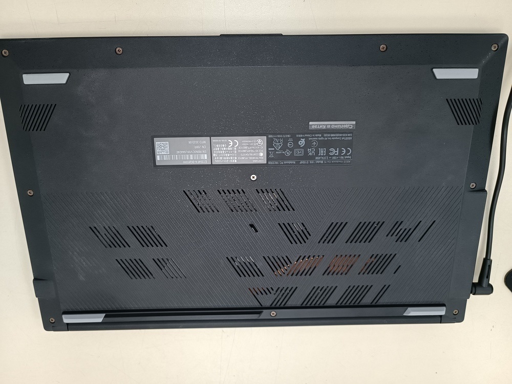 Ноутбук ASUS; Ryzen 5 7520U, AMD Radeon (TM) Graphics, 8 Гб, 512 GB, Нет