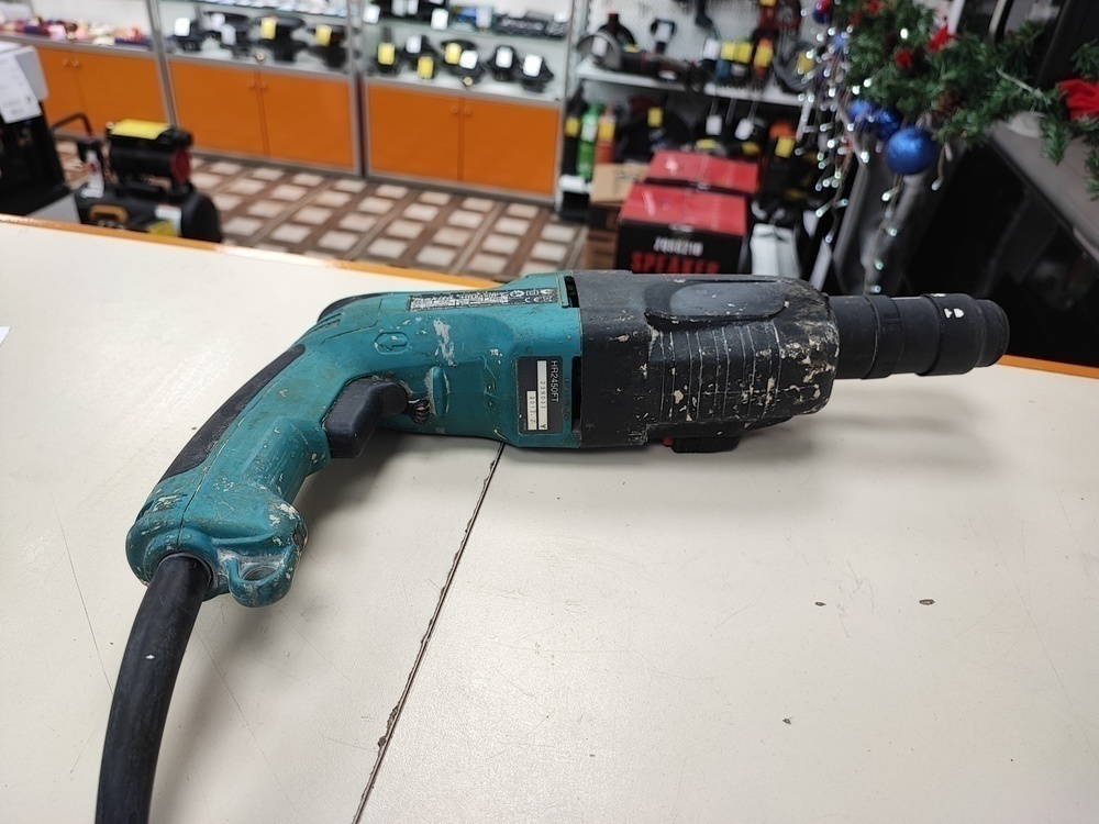 Перфоратор Makita HR2450FT