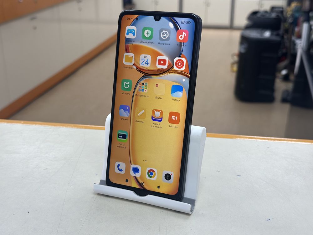 Смартфон Xiaomi Redmi 13C 8/256