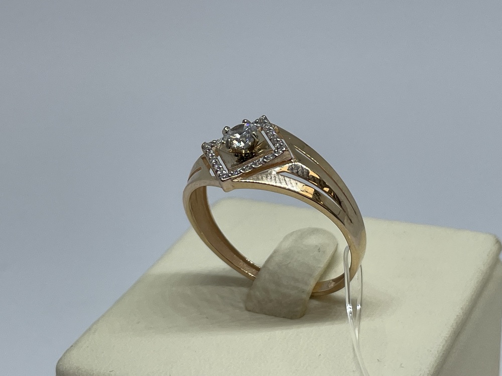 КОЛЬЦО С КАМНЯМИ (Au 585)