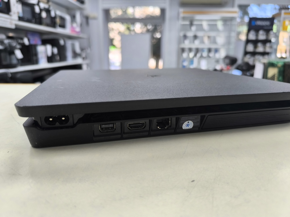 Игровая приставка PlayStation 4 Slim 1Tb