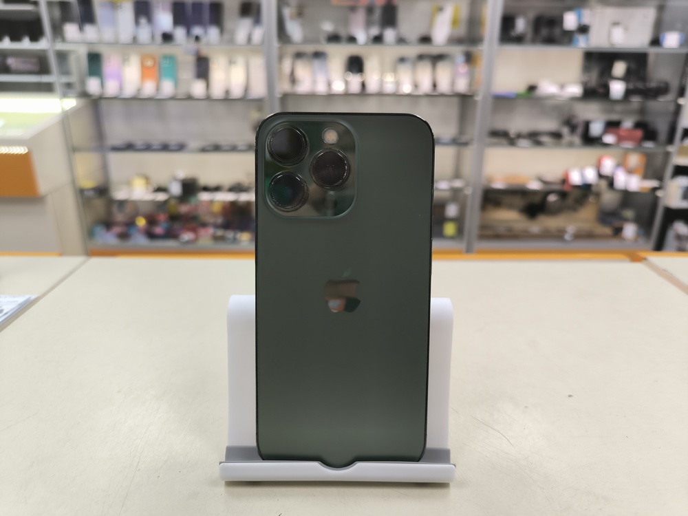 Смартфон Apple iPhone 13 Pro 256Gb