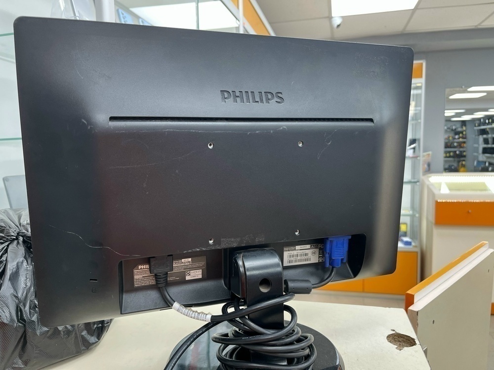 Монитор Philips 190V4LSB2