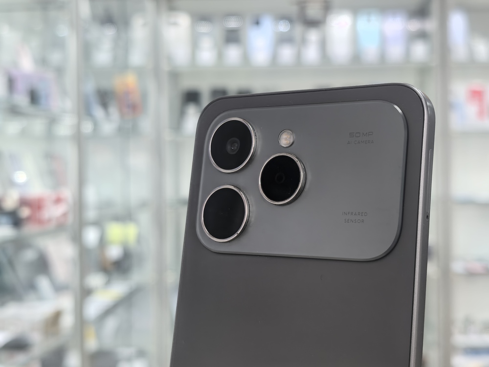 Смартфон Tecno Spark 40 8/256