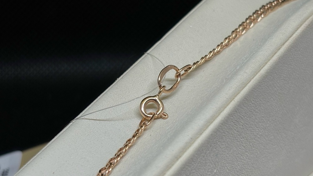 ЦЕПЬ ПУСТОТЕЛАЯ Ромб двойной (Au 585)