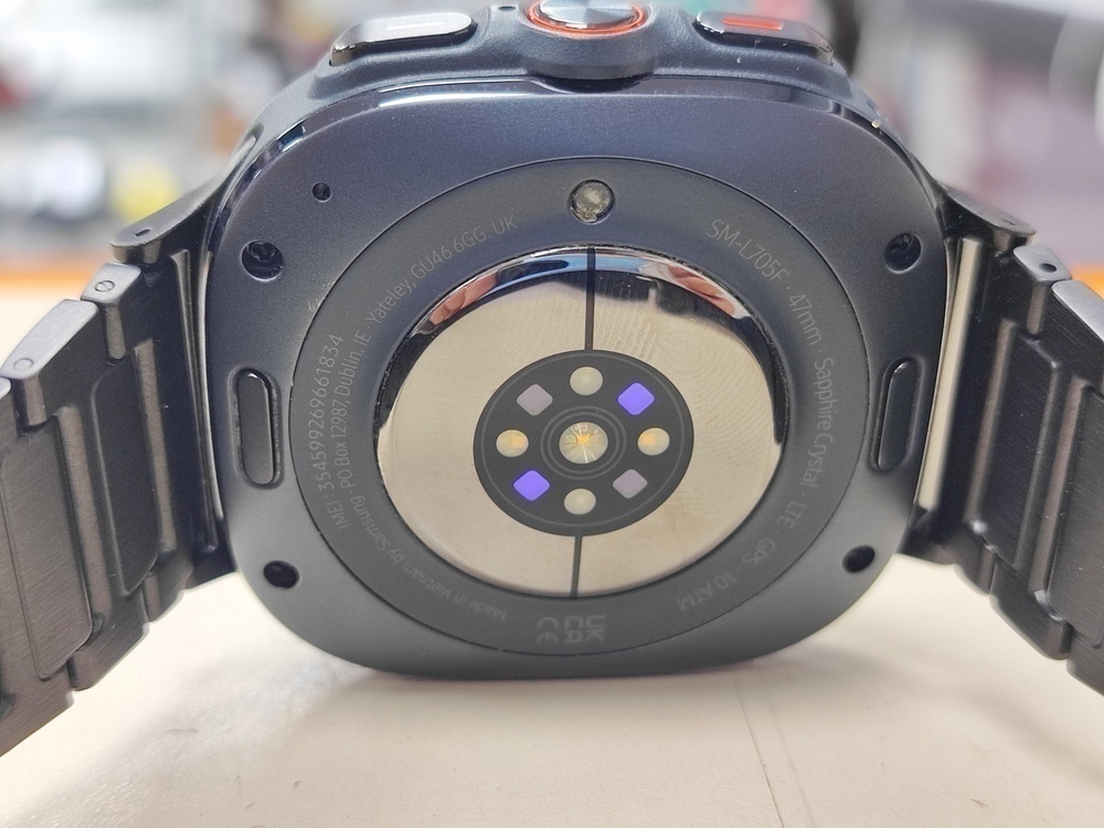 Смарт-часы Samsung Galaxy Watch Ultra 47мм LTE